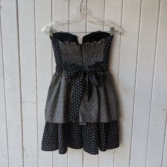 Gunne Sax Inspired Party Dress Ditsy Floral and Lace Trim - Picture 3 of 5